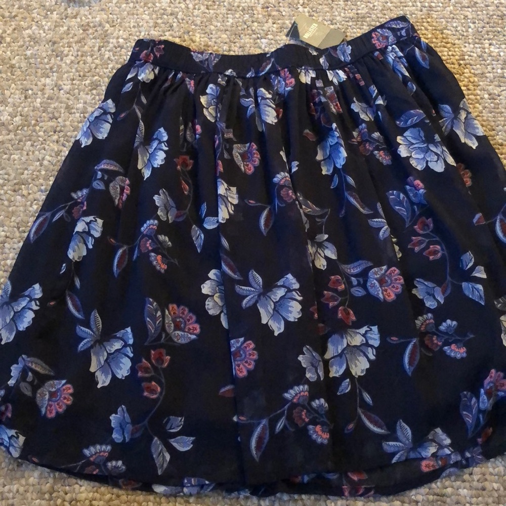 hollister skirt